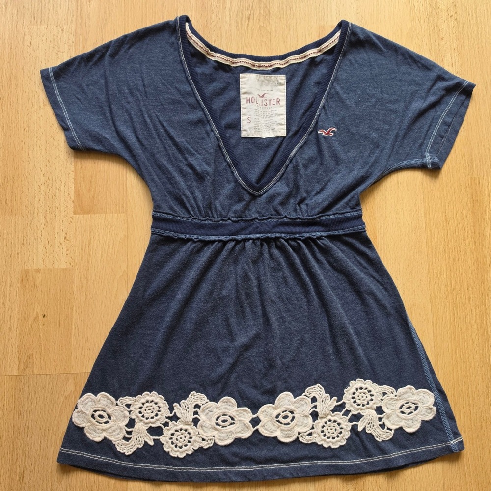 Hollister Y2K Vintage Rare Navy Blue Babydoll Bella Swan Top Crochet Small